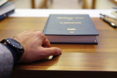 公務員試験に合格できる‼1年前から勉強する人の参考書12～9か月編